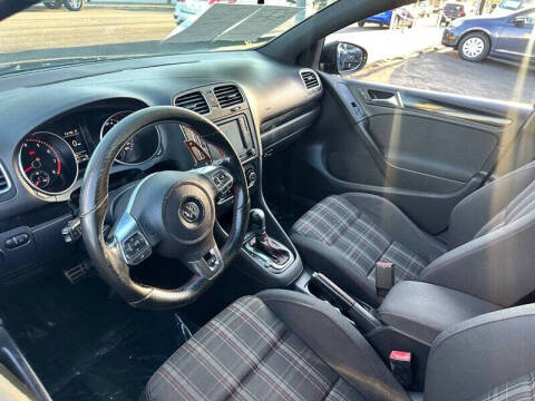 2013 Volkswagen GTI Wolfsburg Edition