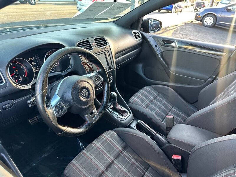 2013 Volkswagen GTI Wolfsburg Edition