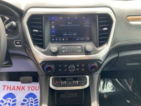 2022 GMC Acadia SLE