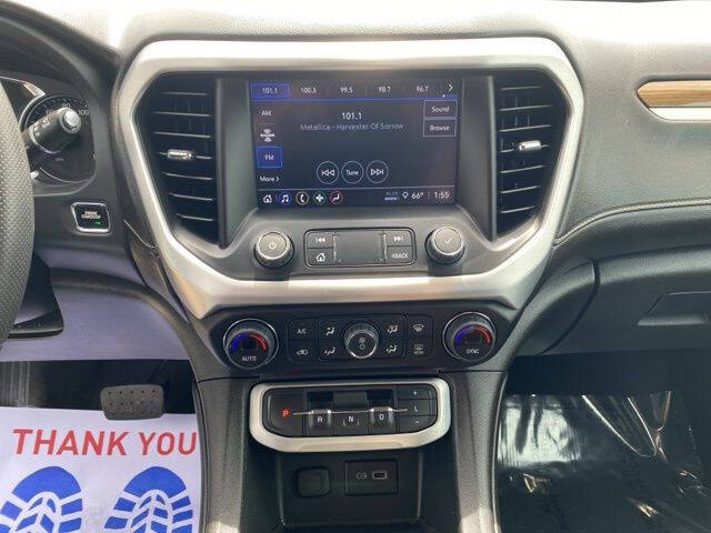 2022 GMC Acadia SLE
