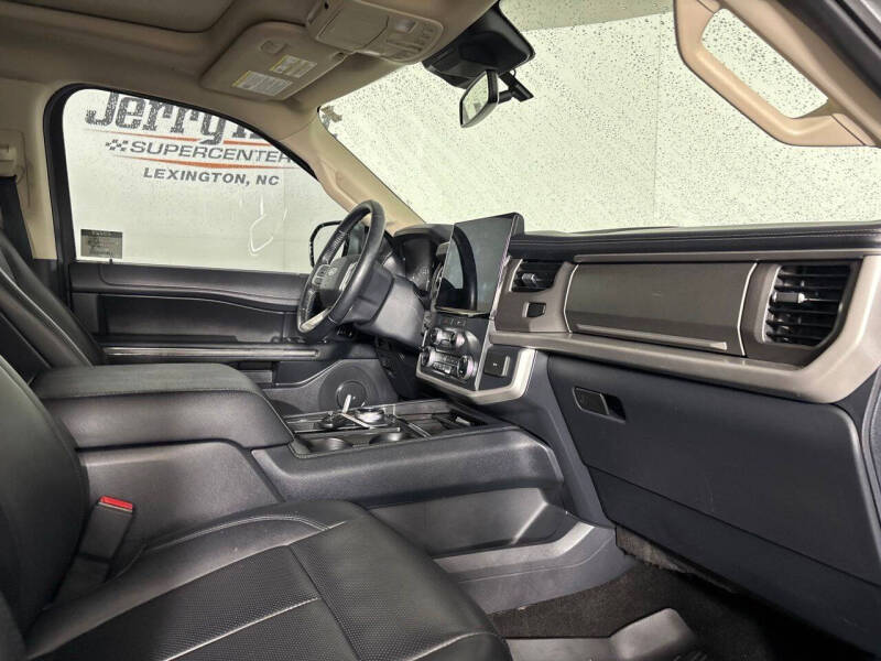 2022 Ford Expedition XLT