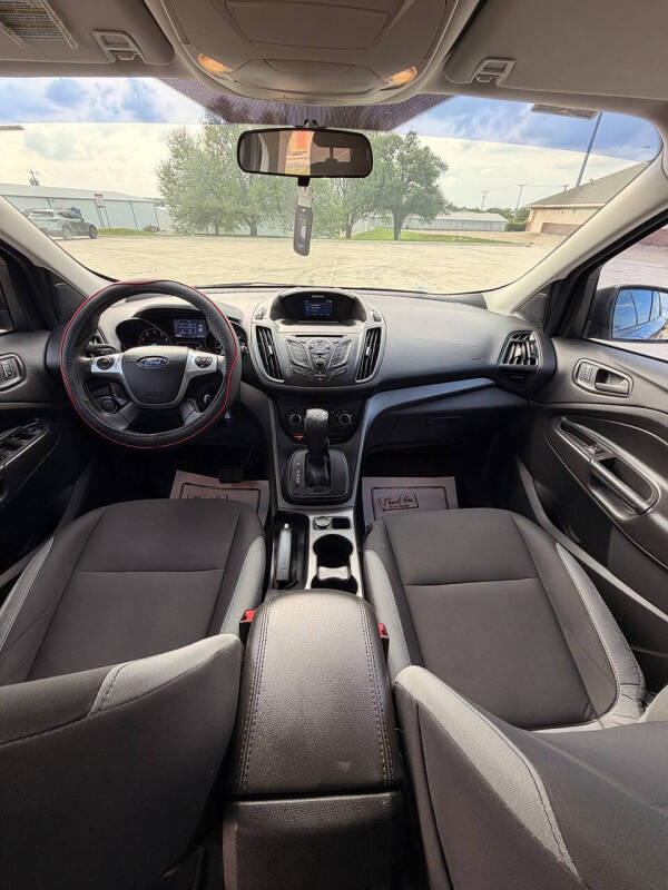 2015 Ford Escape S