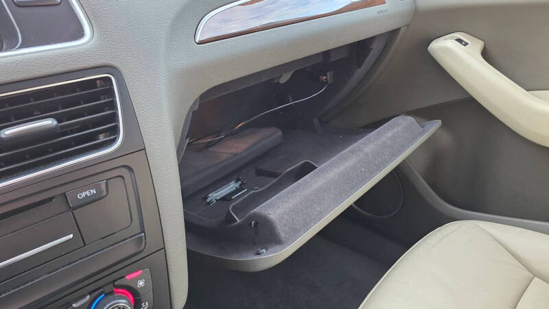 2012 Audi Q5 2.0T quattro Premium Plus