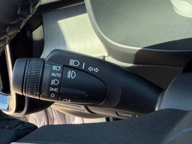 2026 Volvo XC40 B5 Core