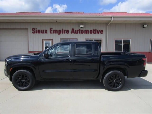 2023 Nissan Frontier SV