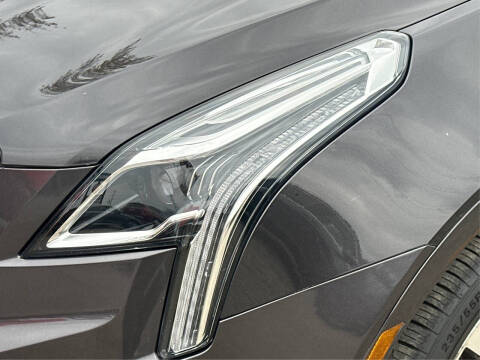 2017 Cadillac XT5 Premium Luxury