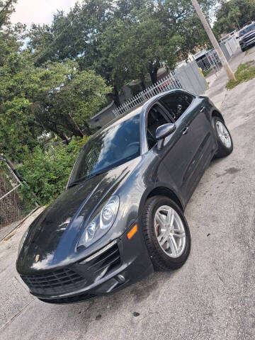 2017 Porsche Macan