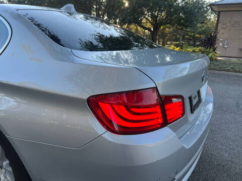 2011 BMW 5 Series 528i