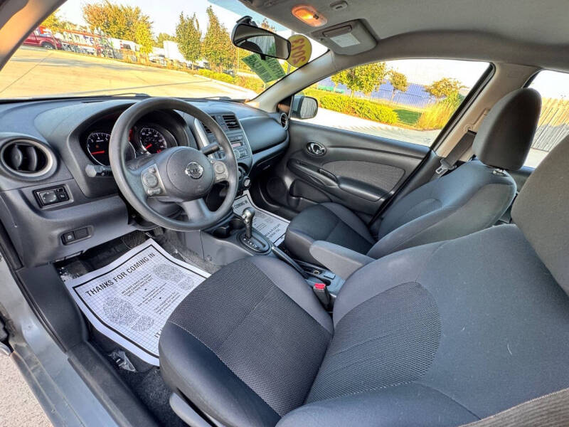 2013 Nissan Versa 1.6 SV