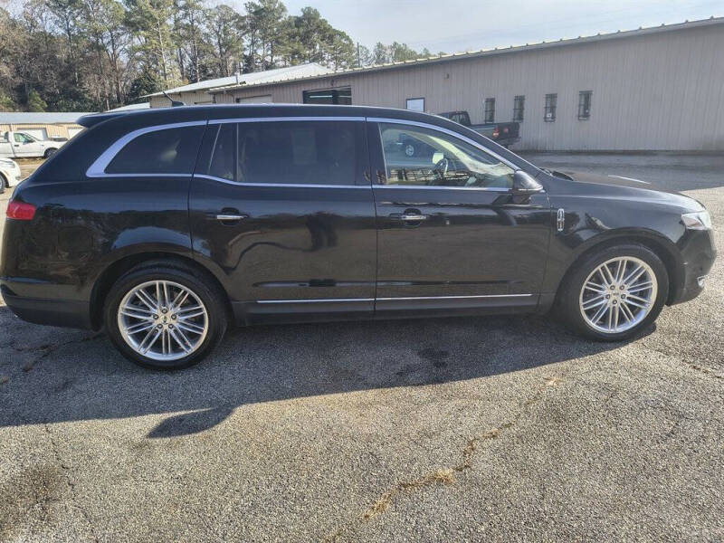 2019 Lincoln MKT Reserve