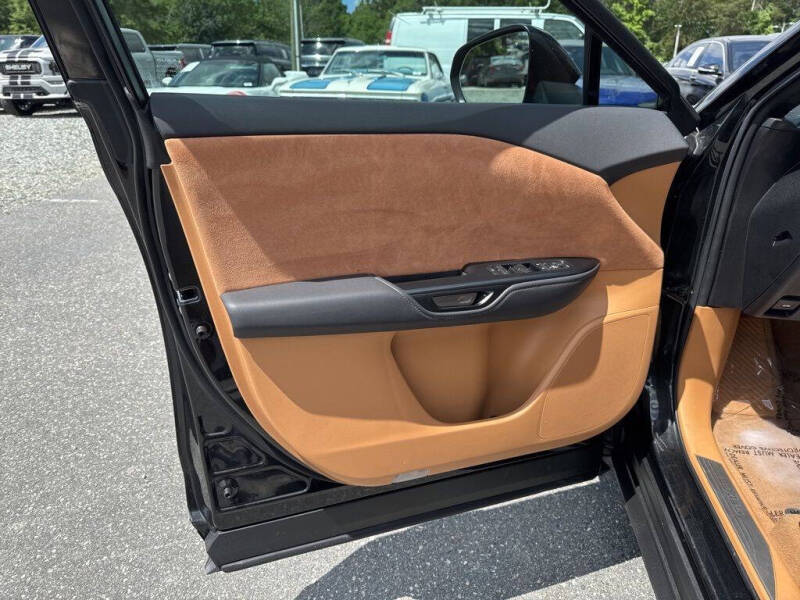 2023 Lexus RZ 450e Luxury