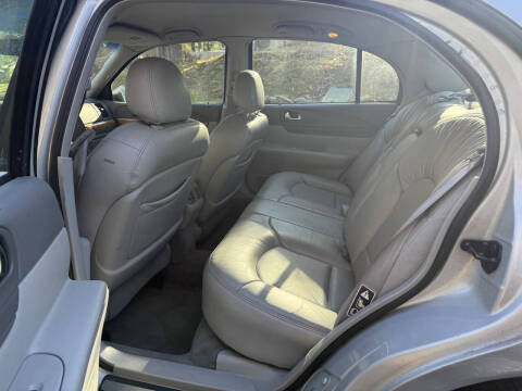 2001 Lincoln Continental