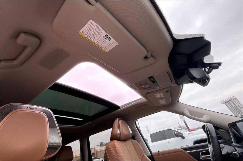 2025 Infiniti QX80 Sensory