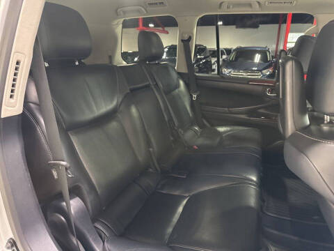 2014 Lexus LX 570