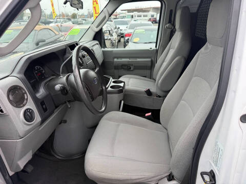 2011 Ford E-Series E-150