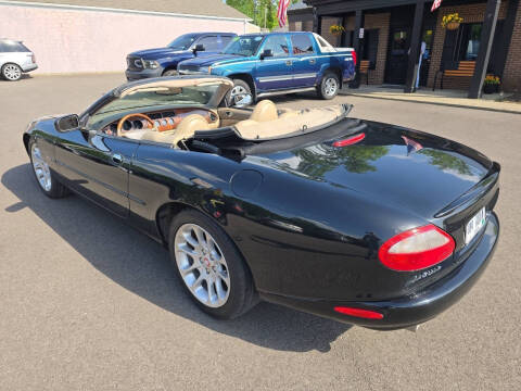 2000 Jaguar XKR