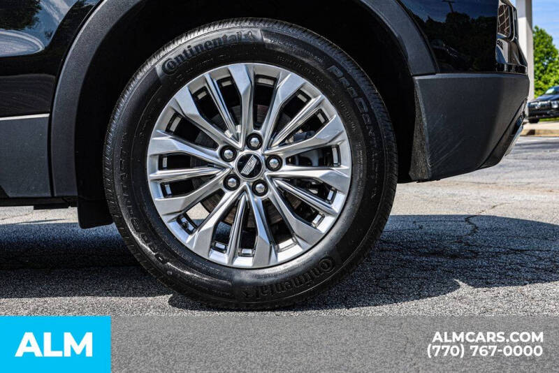 2025 Cadillac XT4 Premium Luxury
