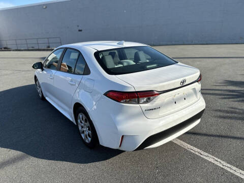 2022 Toyota Corolla LE