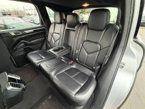 2012 Porsche Cayenne S