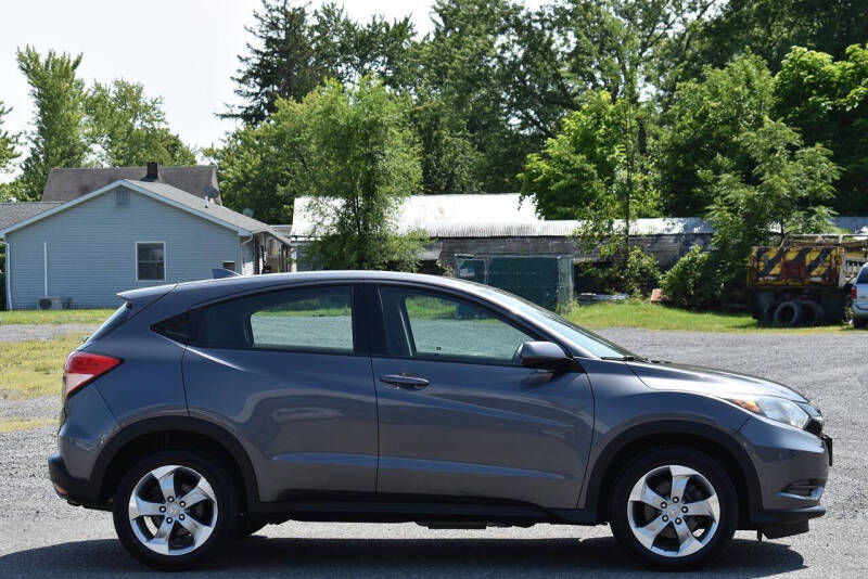 2017 Honda HR-V LX
