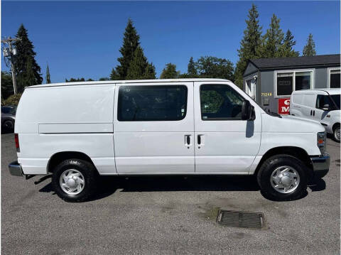 2013 Ford E-Series E-250