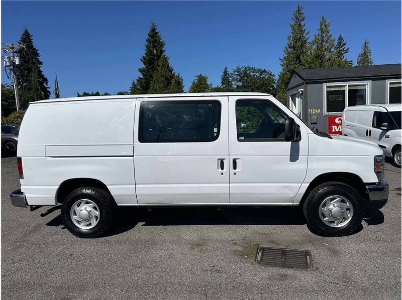 2013 Ford E-Series E-250