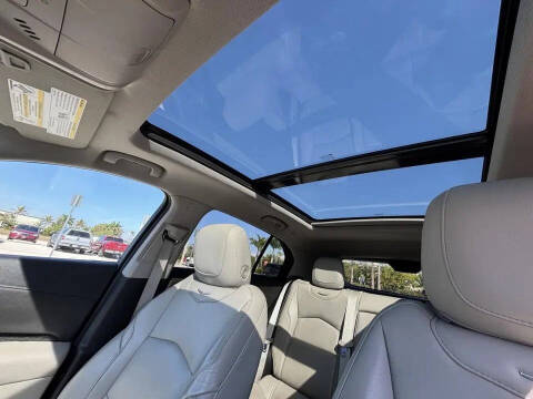 2019 Cadillac XT4 Premium Luxury