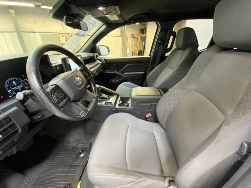 2025 Toyota Tacoma SR