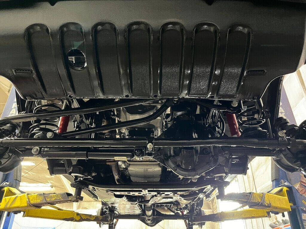 2016 Jeep Wrangler Unlimited 24