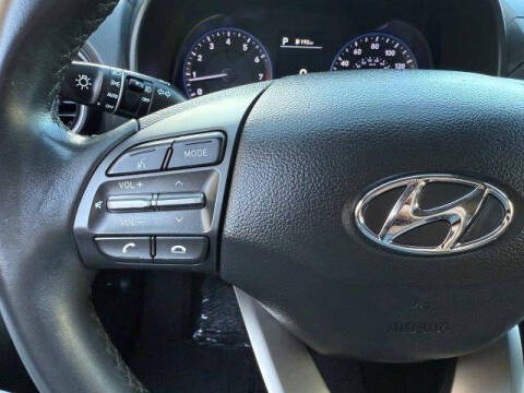 2020 Hyundai Kona SEL Plus