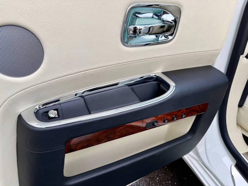 2012 Rolls-Royce Ghost