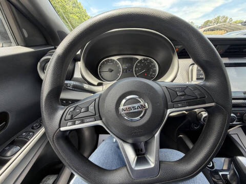 2020 Nissan Kicks S