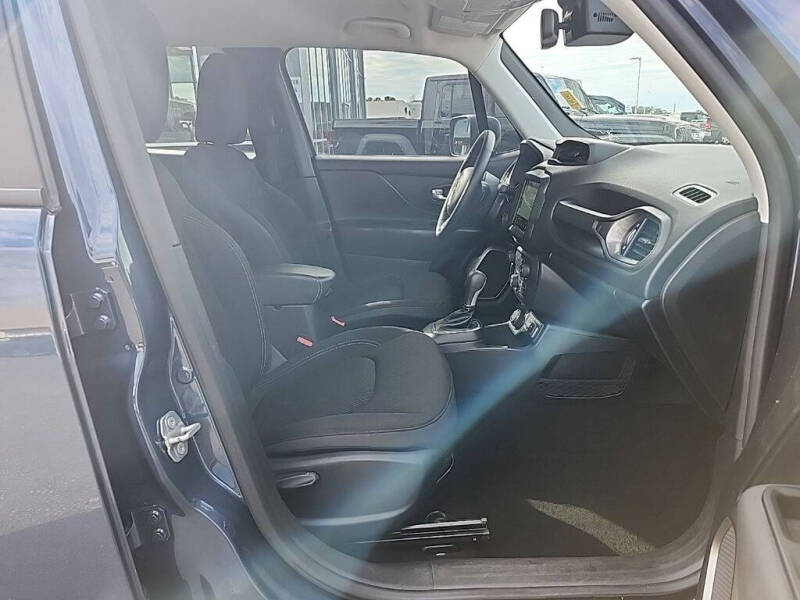 2023 Jeep Renegade Latitude