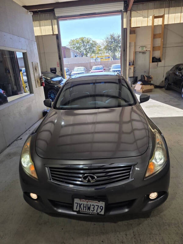 2011 Infiniti G37 Sedan Journey