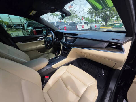 2017 Cadillac XT5