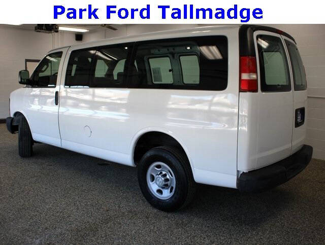 2016 Chevrolet Express 2500