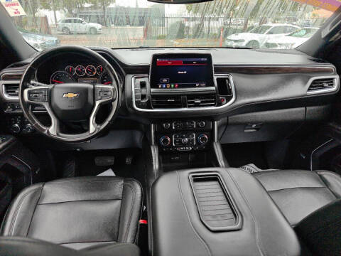 2021 Chevrolet Suburban LT