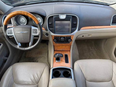 2013 Chrysler 300 C
