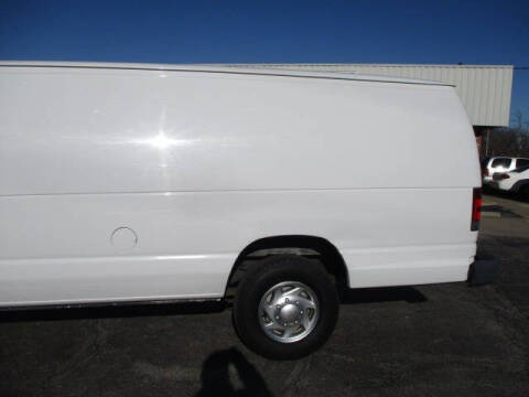 2010 Ford E-Series E-350 SD