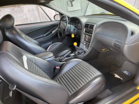 2004 Ford Mustang Mach 1 Premium