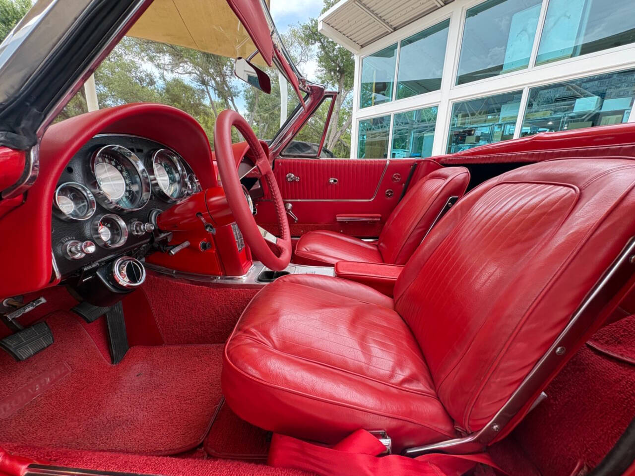 1963 Chevrolet Corvette 33