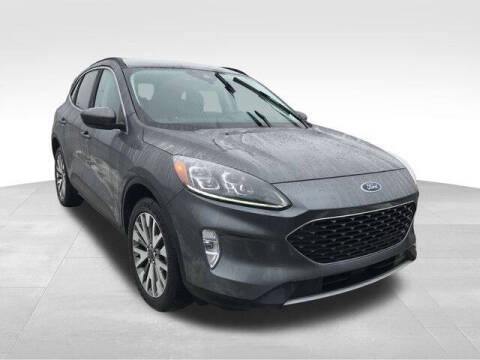 2022 Ford Escape Titanium