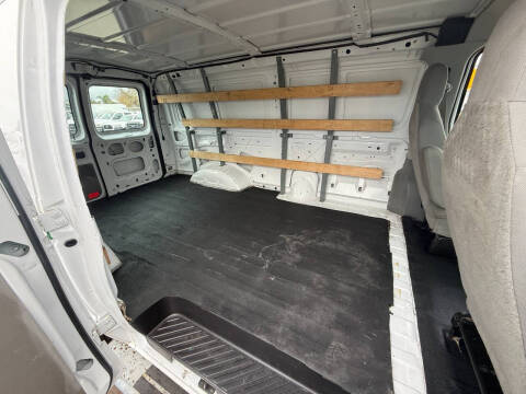 2014 Ford E-Series E-250