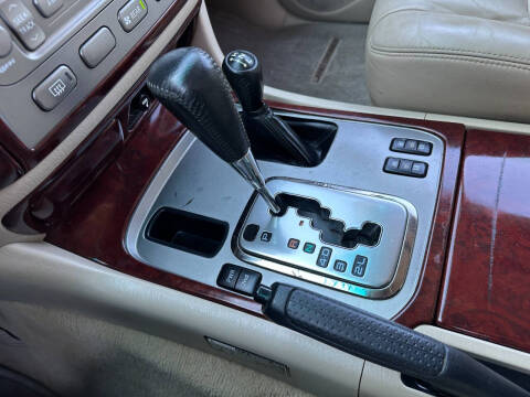 2004 Toyota Land Cruiser