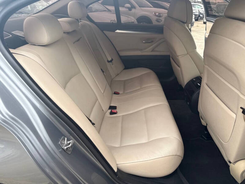 2012 BMW 5 Series 535i