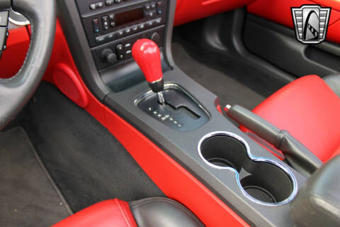 2002 Ford Thunderbird Deluxe