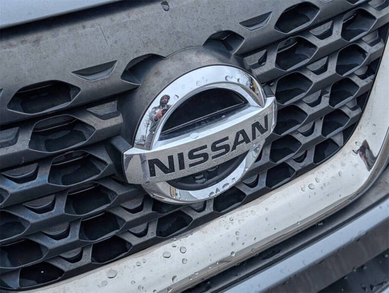 2019 Nissan Kicks SR