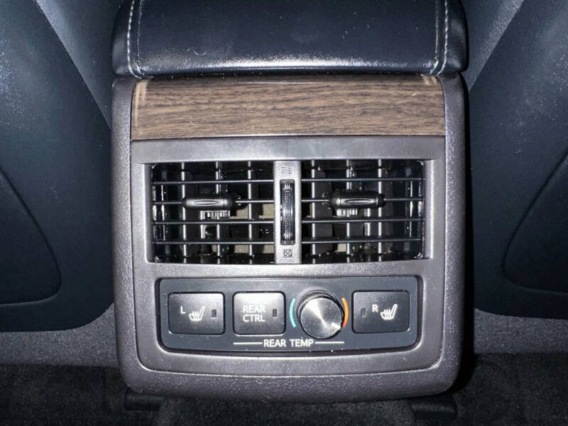 2016 Toyota Avalon Limited