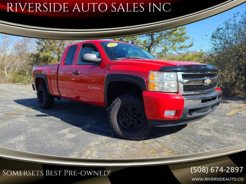 2011 Chevrolet Silverado 1500 for sale at RIVERSIDE AUTO SALES INC in Somerset MA