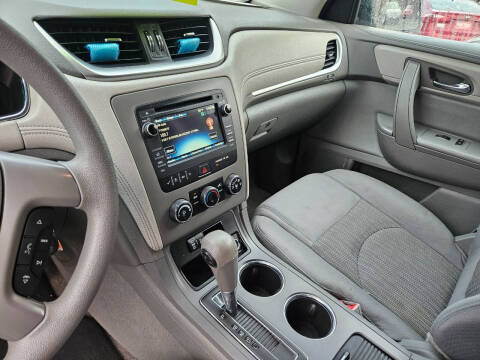 2017 Chevrolet Traverse LS